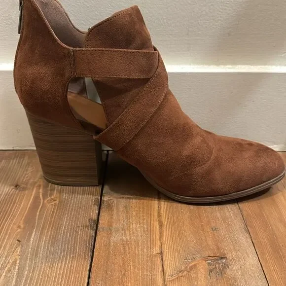 Suede 2” Heel Boots   - Picture 6 of 6